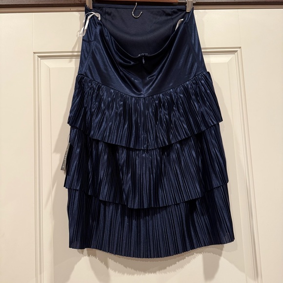 Lulus Elevated Evening Navy Strapless Tiered Plisse Mini‎ Cocktail Dress, Medium - Picture 5 of 9